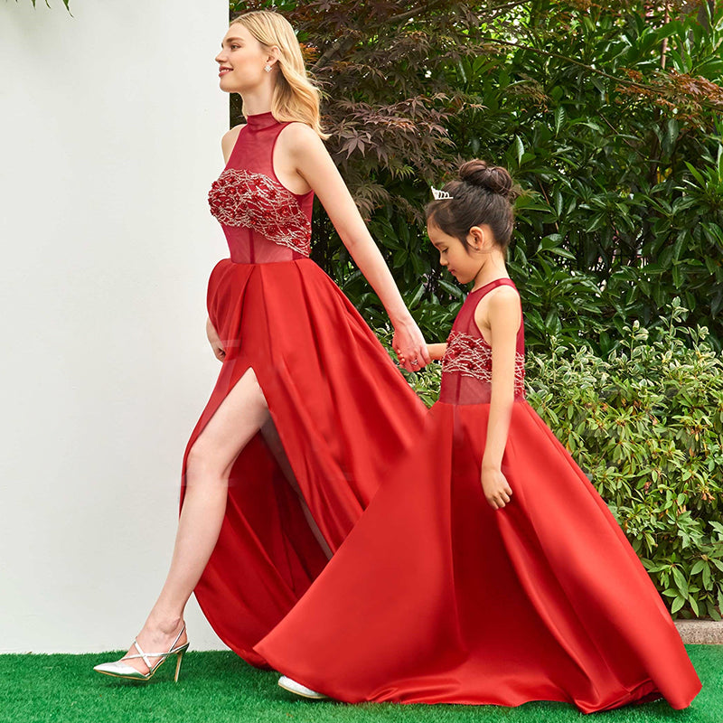 Mother daughter matching top evening gowns