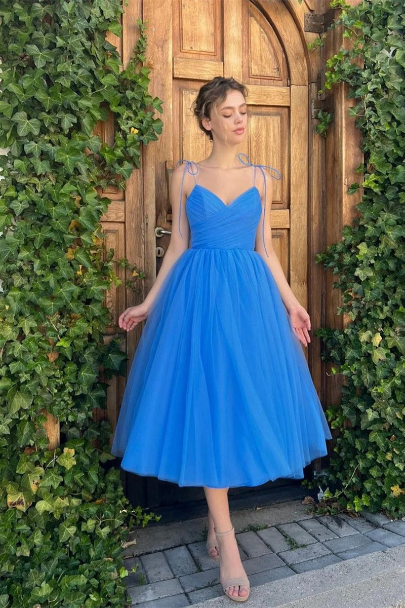 Trendy Blue Sweetheart Spaghetti Strap Tea-length Tulle Prom Gown JTE810