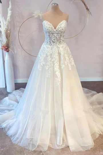 Trendy Sweetheart Appliques Lace Wedding Gowns TWA135