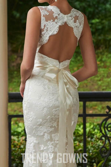 V-Neck Lace Zipper-Up Sheath Sweep Train Wedding Gown TWA1352