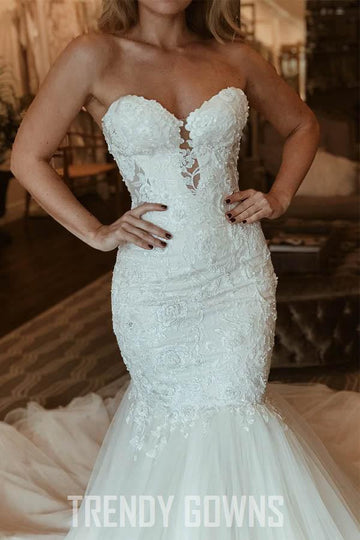 Trendy Sweetheart Beading Mermaid Lace Wedding Gown TWA3562