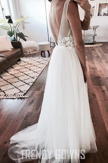 Trendy Ivory Tulle Beach Lace Applique Wedding Gown TWA3572