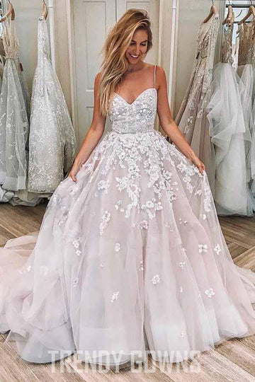 Trendy A-line Straps Sweetheart Appliques Wedding Gown TWA3692