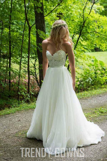 Trendy A-line Sweetheart Ivory Lace Applique Wedding Gown TWA3922