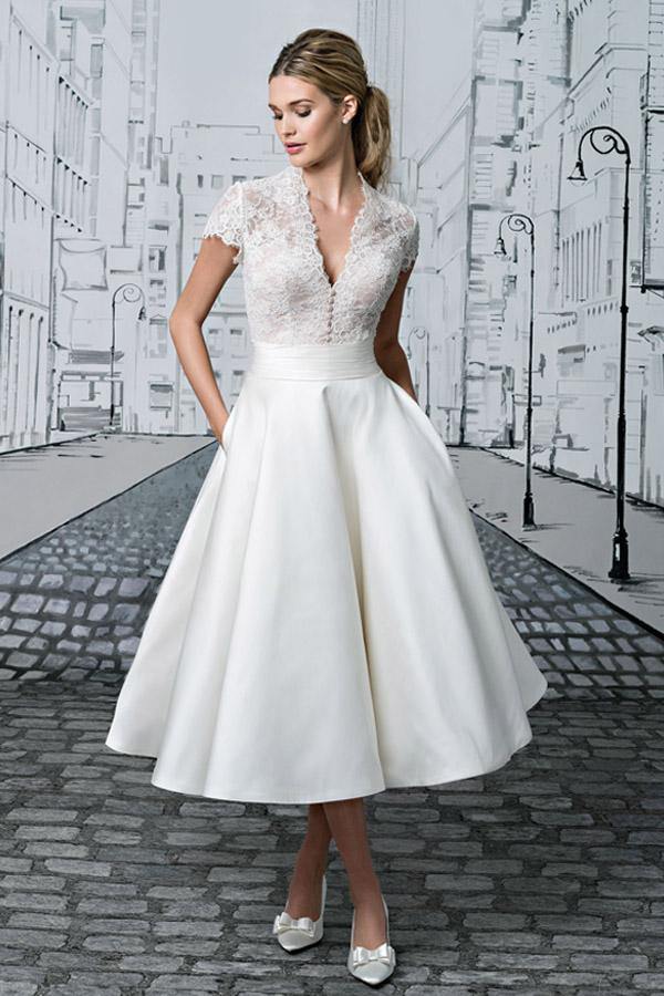 Trendy Short V-neck Lace Tea-length Ivory Bridal Gown TWA4222